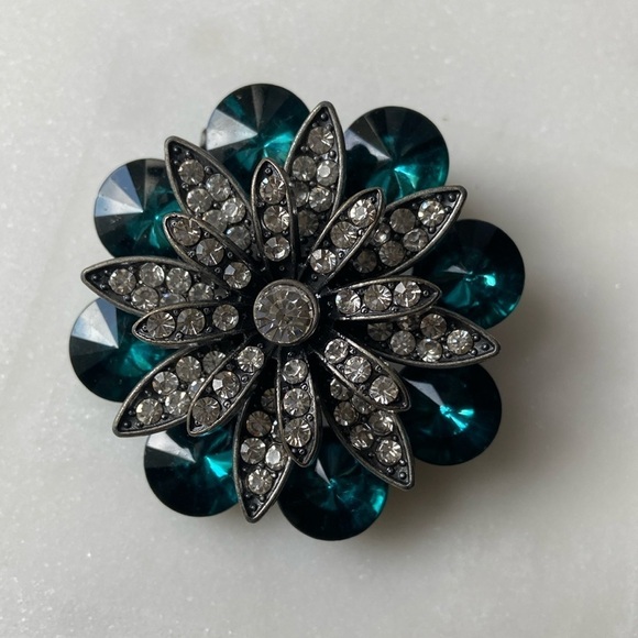 Peacock Green And Silver Floral Brooch - Picture 1 of 3
